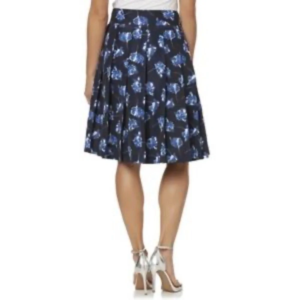 Simply Styled, wide pleated floral full skirt - Picture 10 of 10